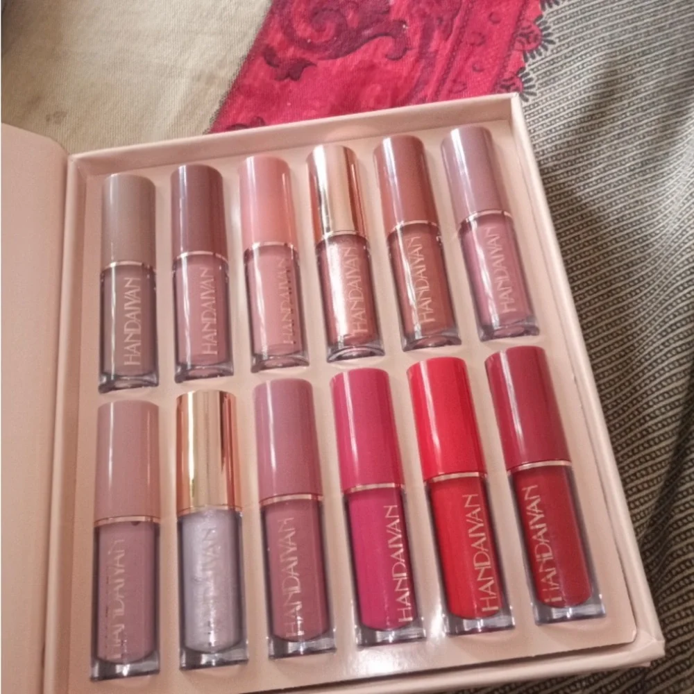 HANDAIYAN 12 Colors Liquid Lipstick Set Matte Lip Gloss, Velvet Lip Gloss - Picture 5 of 9